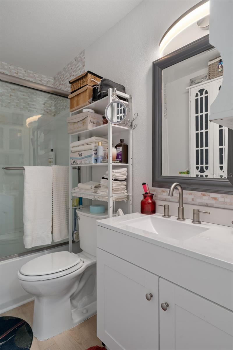 Image 10 of 59 For 3320 Gardenia Drive