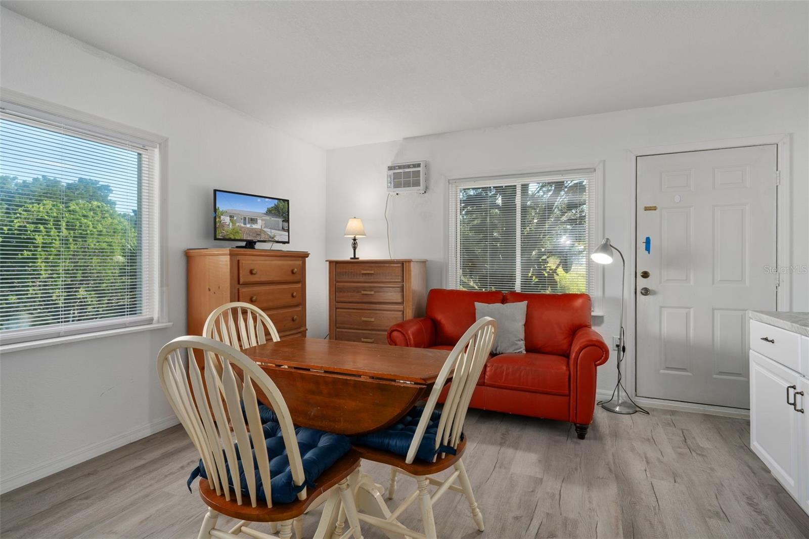 Image 27 of 59 For 3320 Gardenia Drive