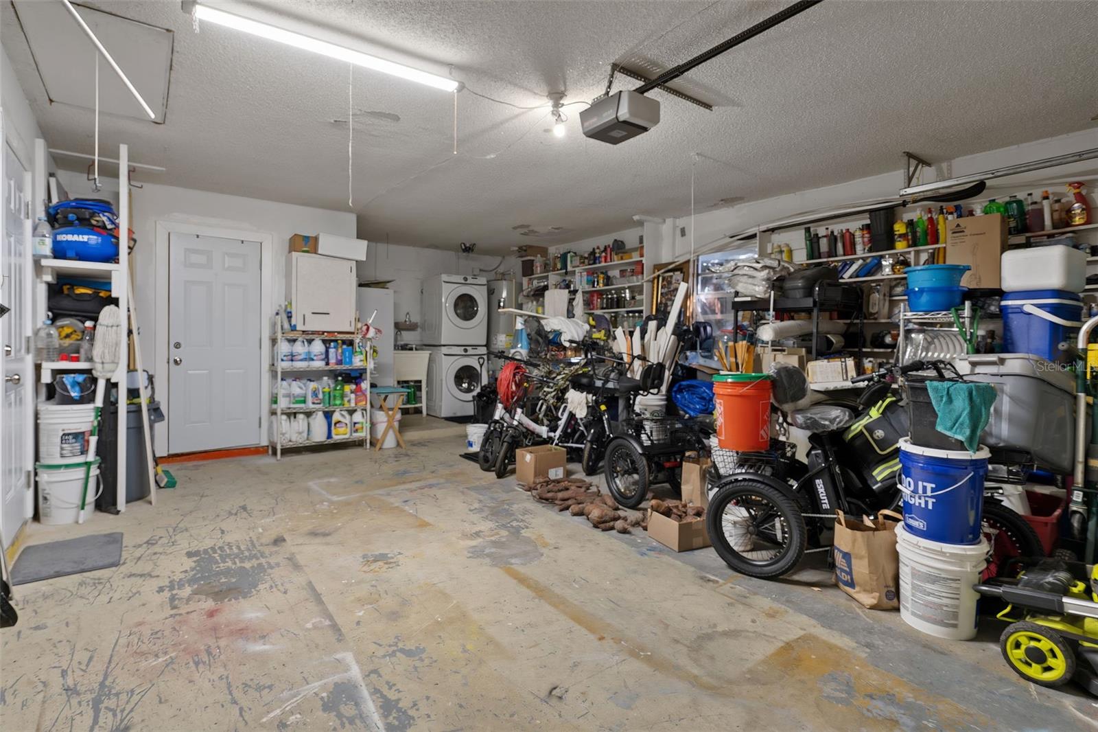 Image 36 of 59 For 3320 Gardenia Drive