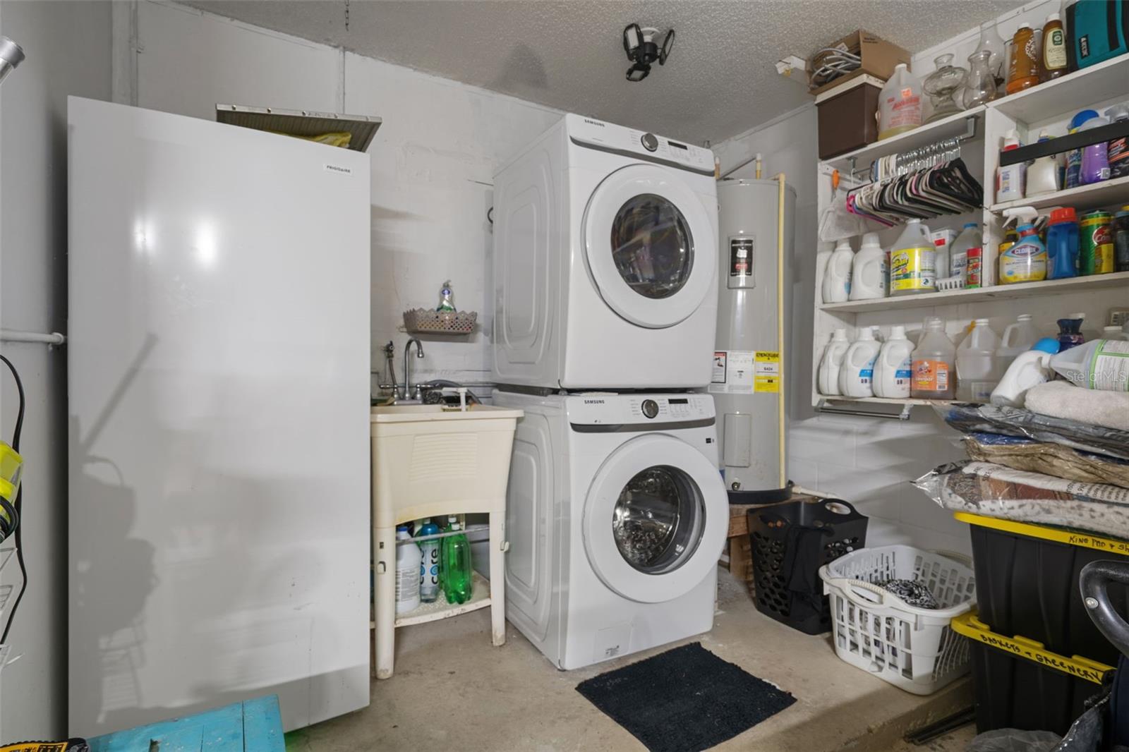 Image 37 of 59 For 3320 Gardenia Drive