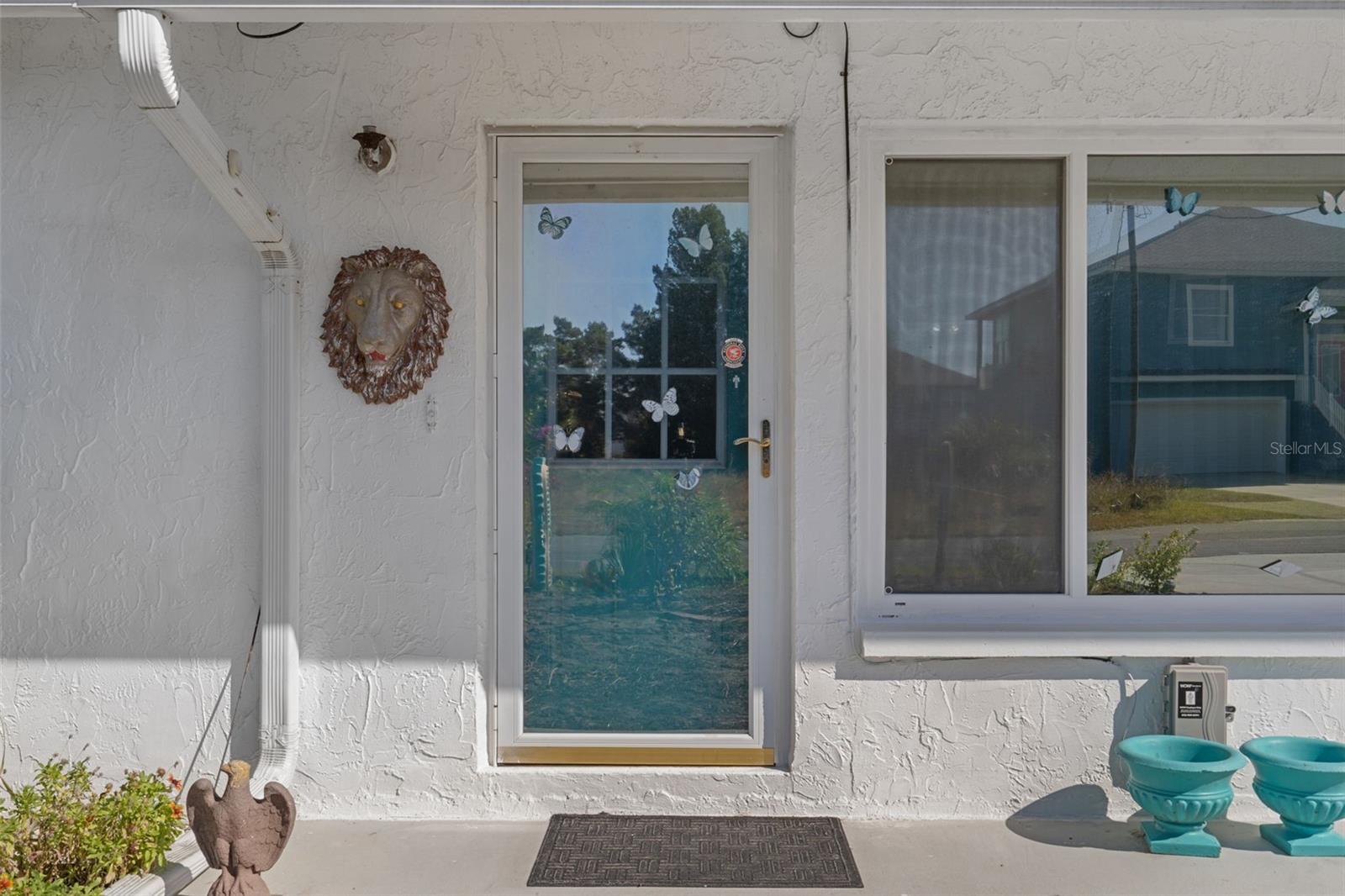 Image 4 of 59 For 3320 Gardenia Drive