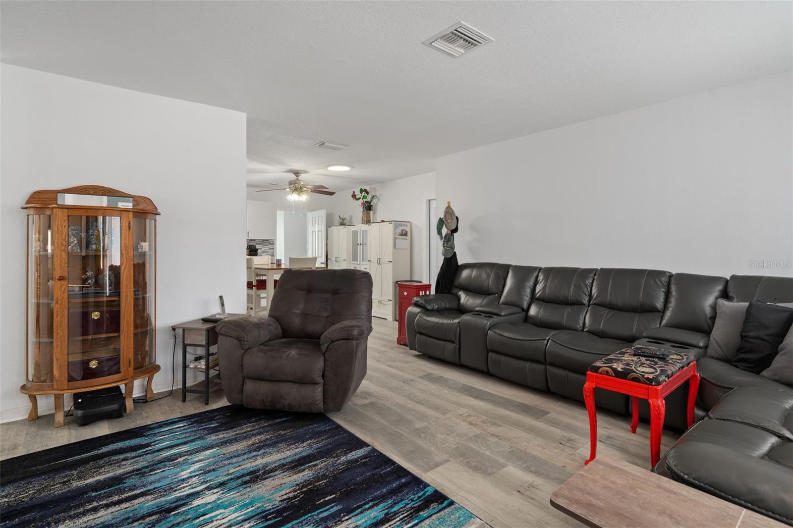 Image 5 of 59 For 3320 Gardenia Drive