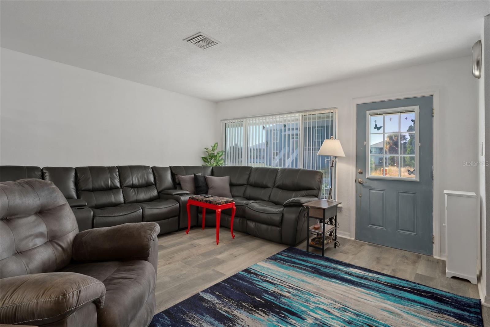 Image 6 of 59 For 3320 Gardenia Drive