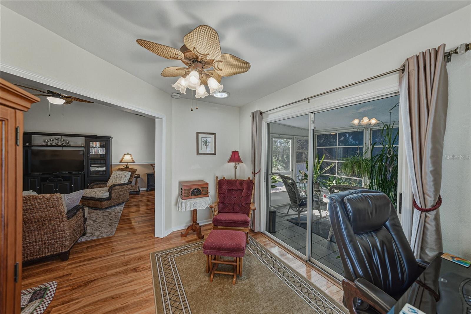 Image 21 of 95 For 29235 Princeville Drive