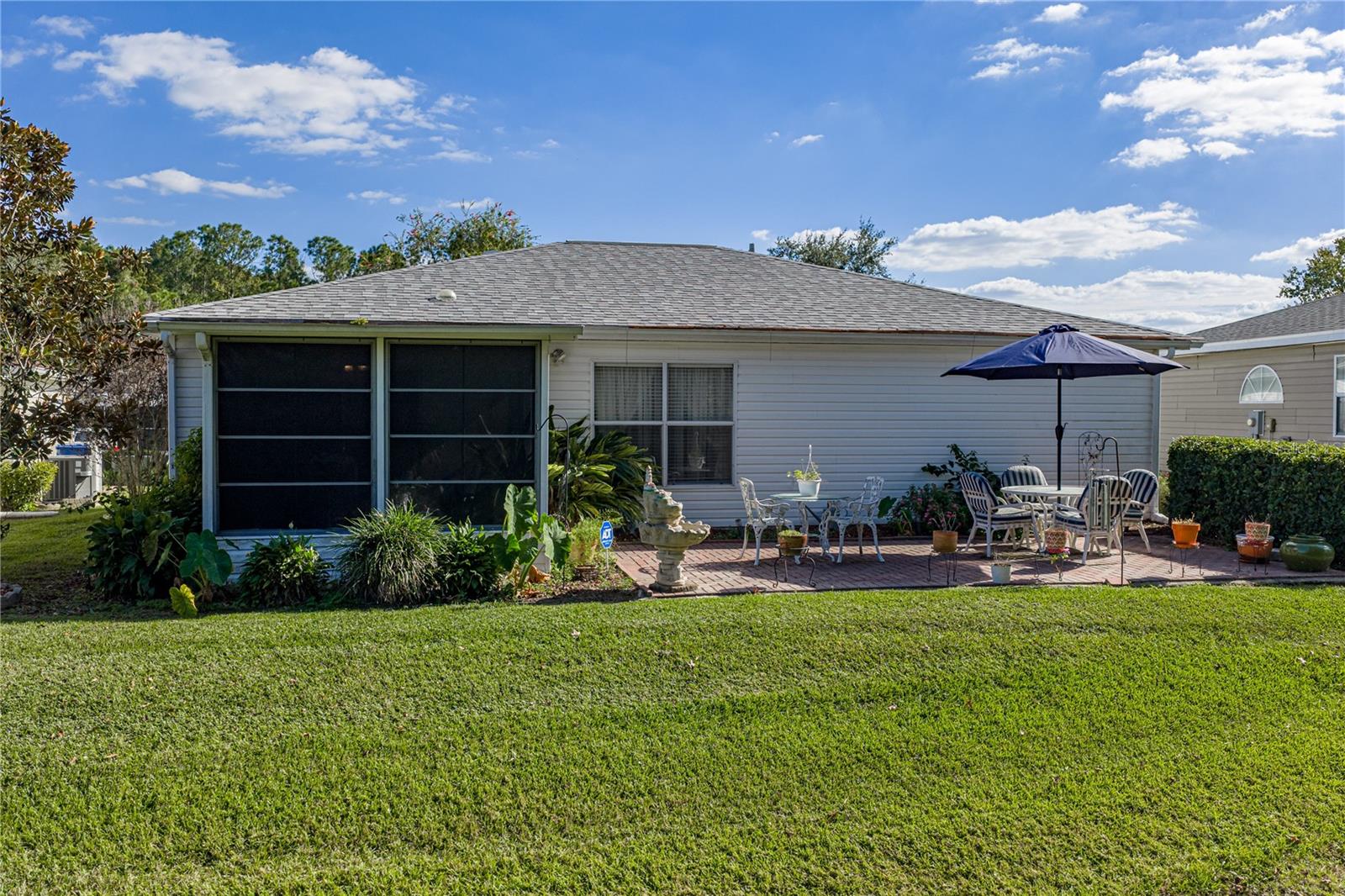 Image 45 of 95 For 29235 Princeville Drive