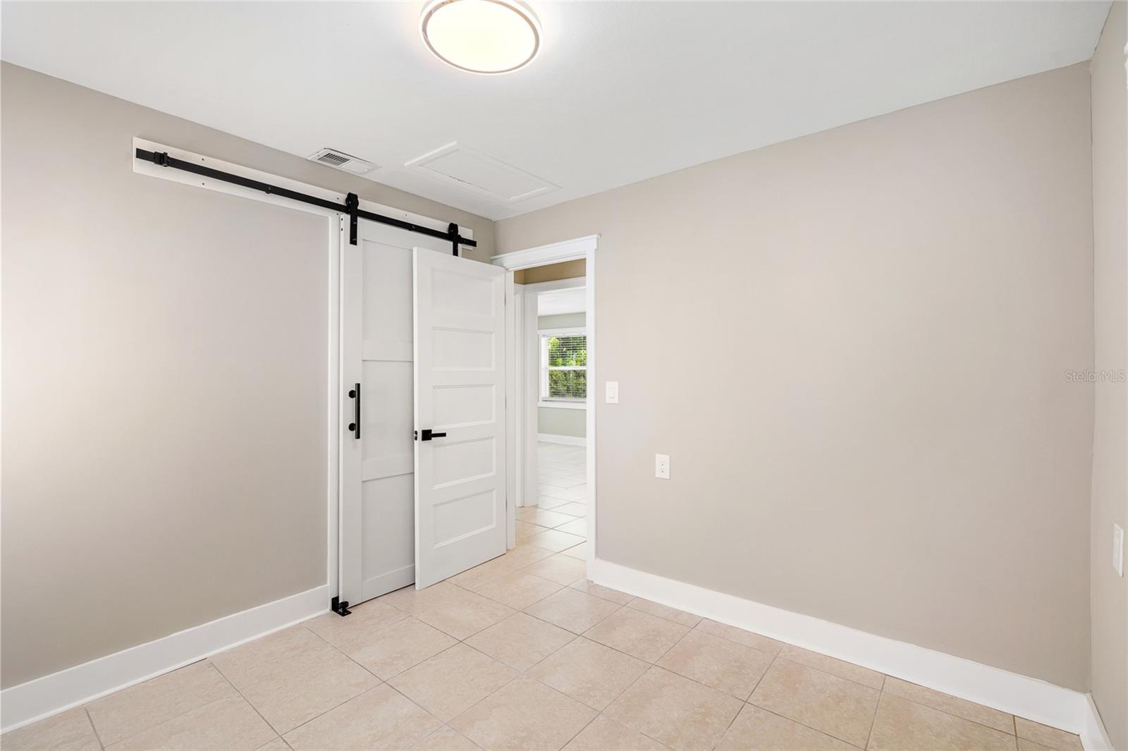 Image 18 of 60 For 231 Madeira Avenue