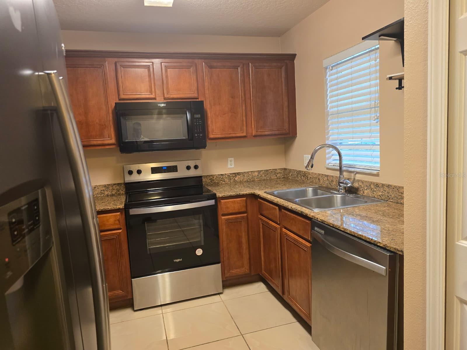 Image 17 of 32 For 3412 Castle Stone Court