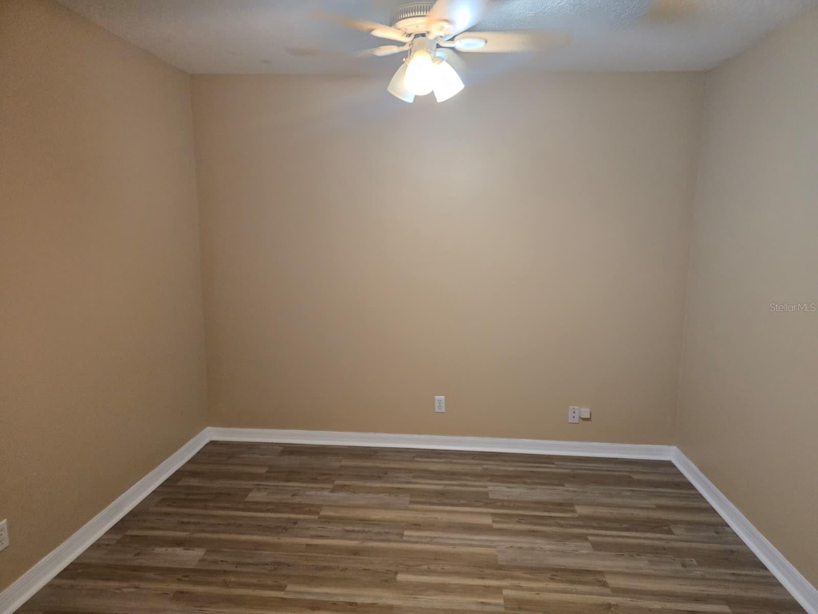 Image 23 of 32 For 3412 Castle Stone Court