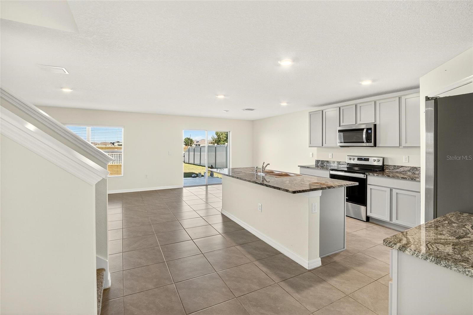 Image 10 of 68 For 3288 Silver Date Drive