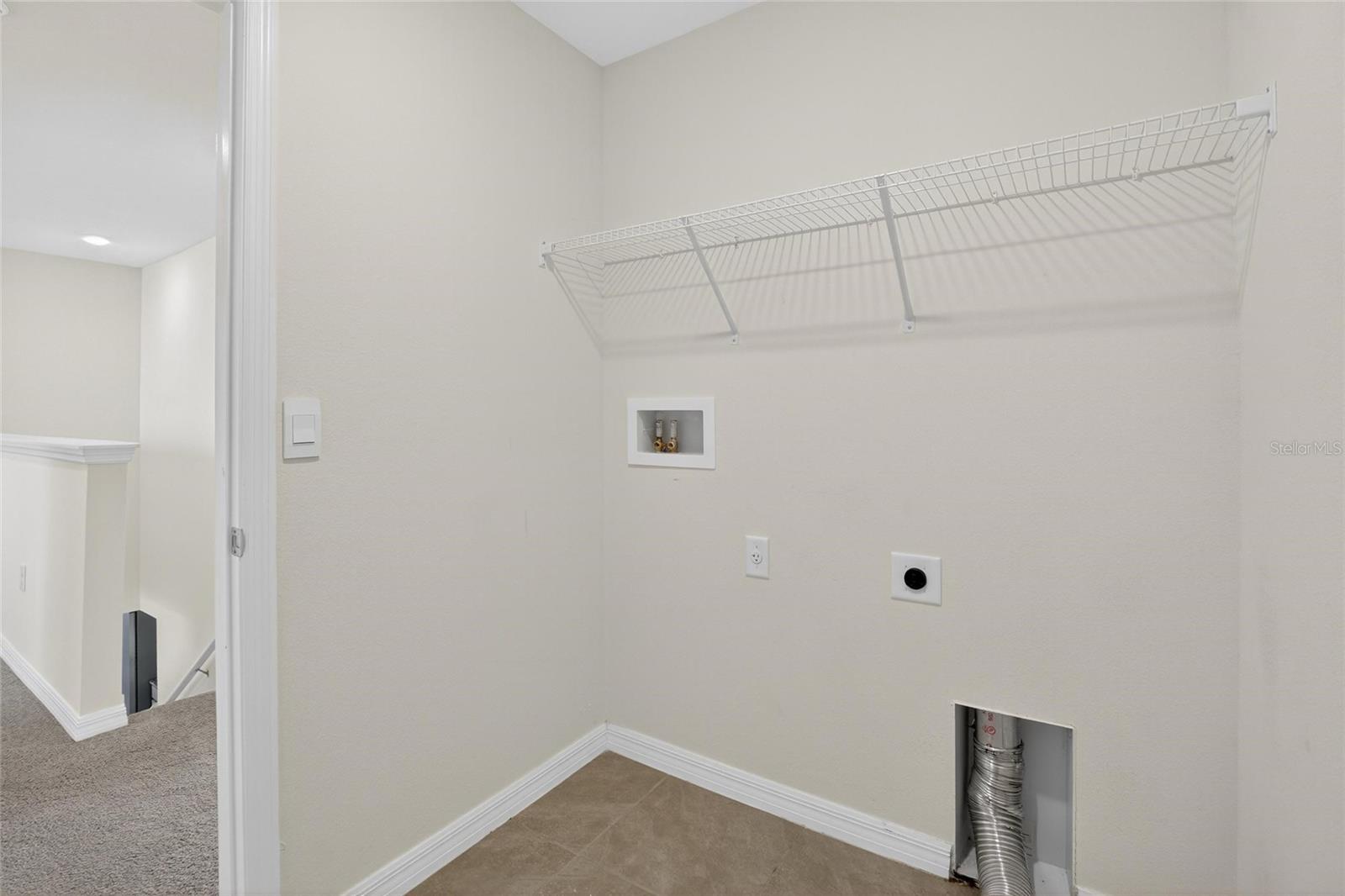 Image 30 of 68 For 3288 Silver Date Drive