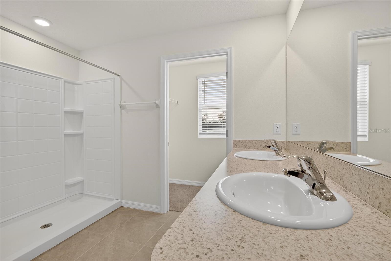 Image 39 of 68 For 3288 Silver Date Drive