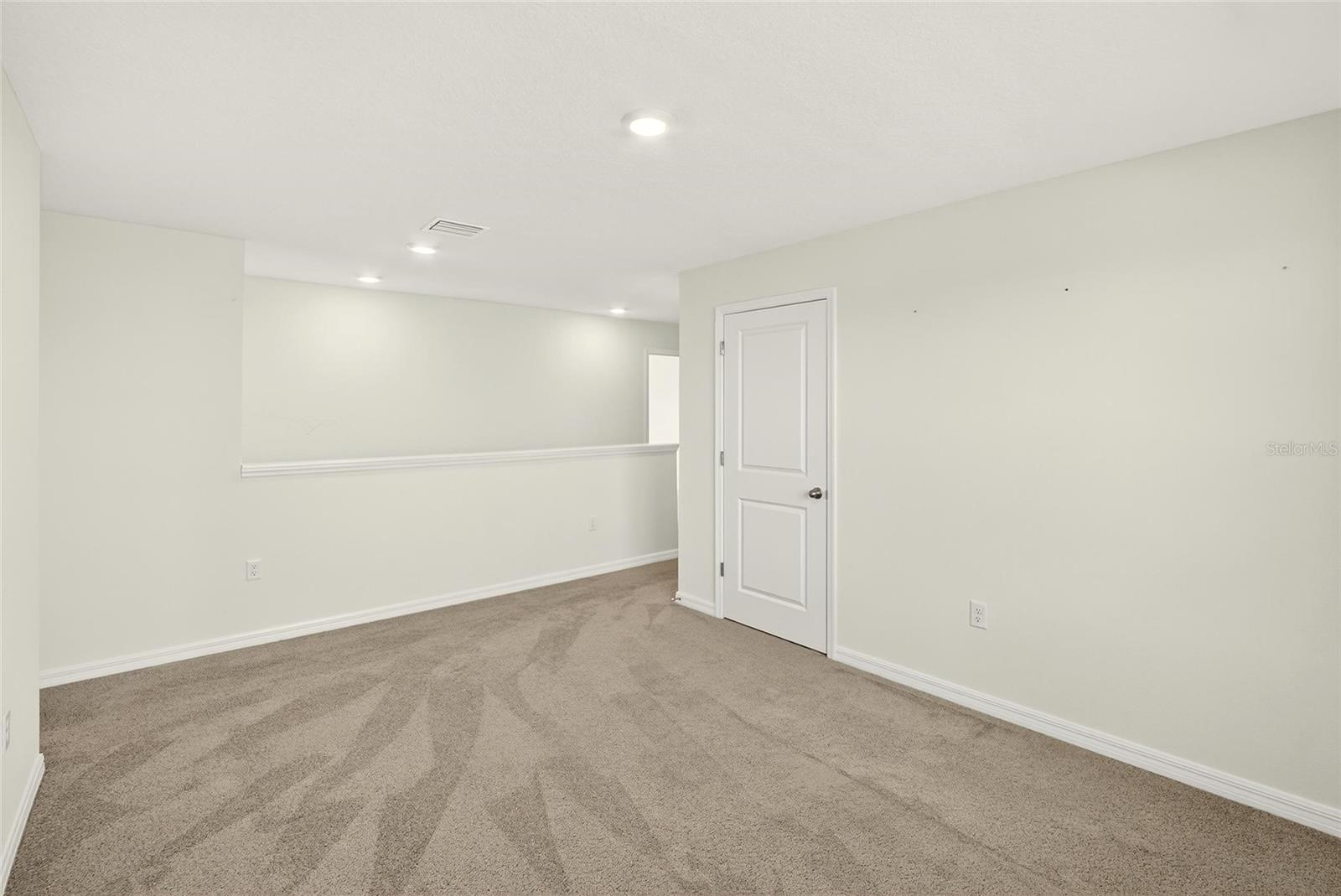 Image 44 of 68 For 3288 Silver Date Drive