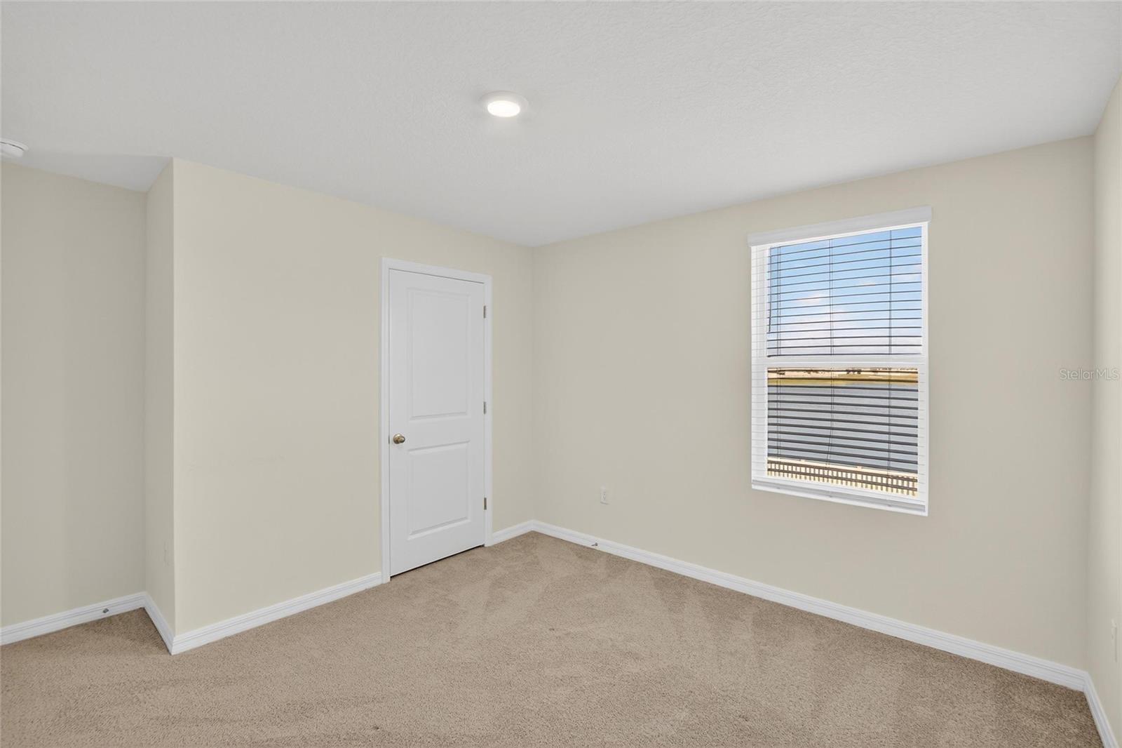 Image 49 of 68 For 3288 Silver Date Drive