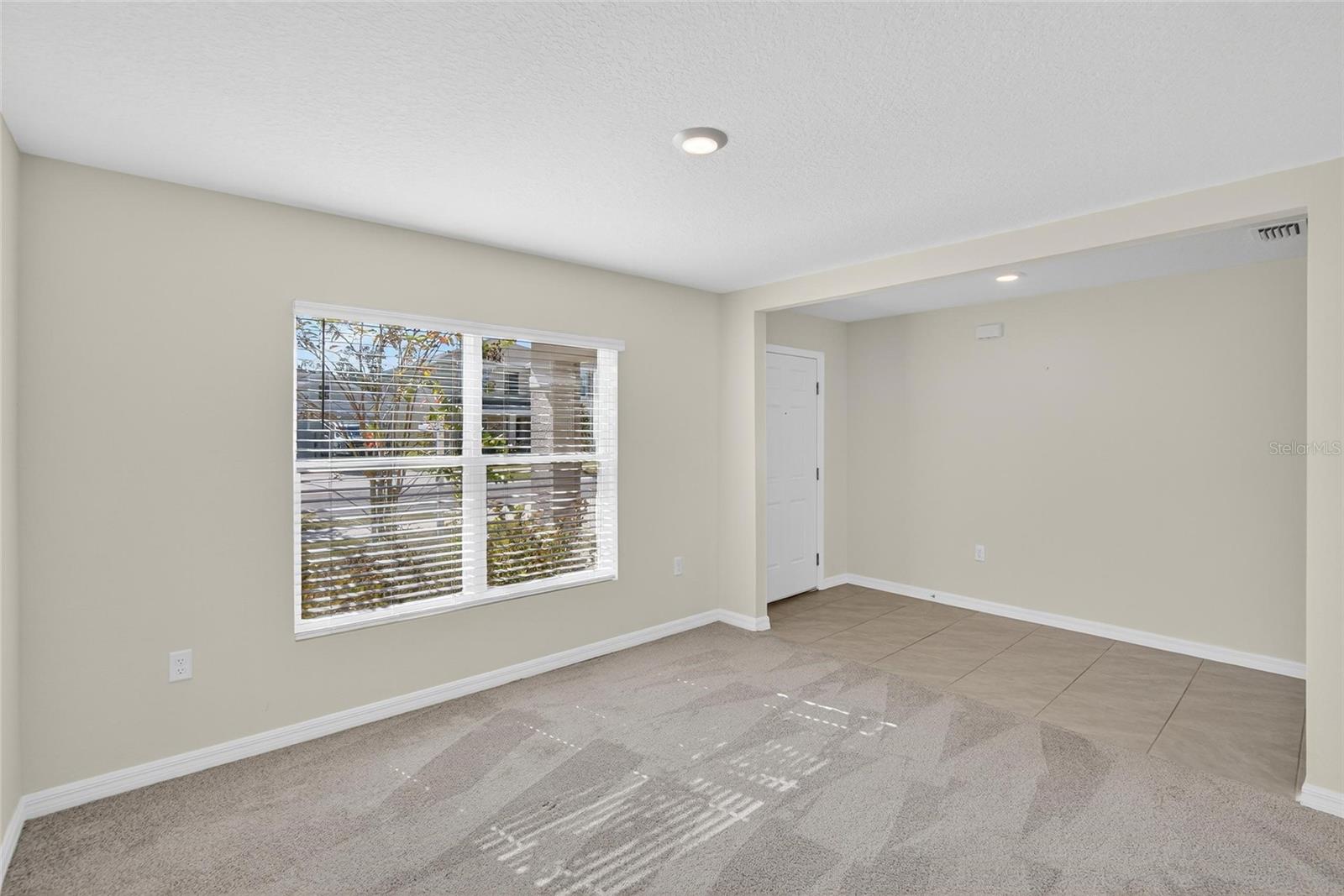 Image 7 of 68 For 3288 Silver Date Drive