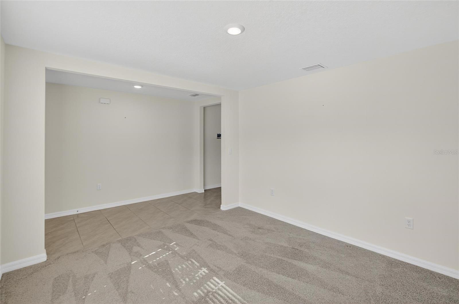 Image 8 of 68 For 3288 Silver Date Drive