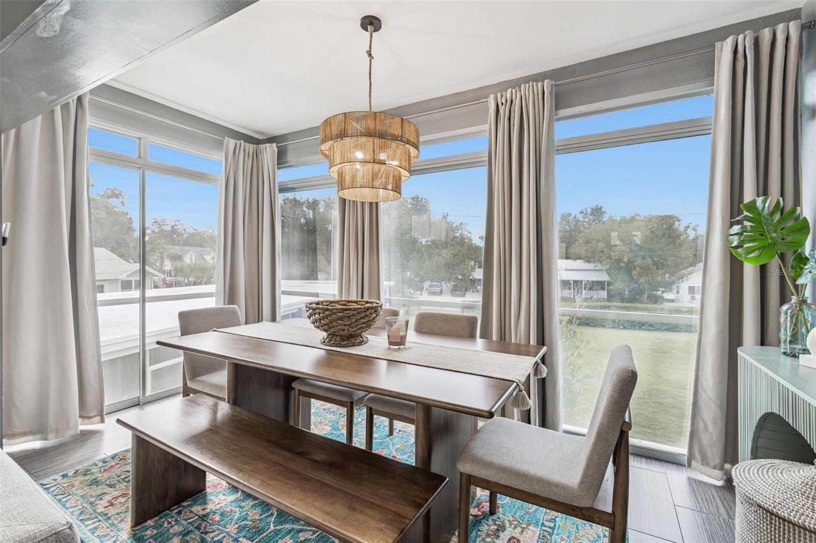 Image 17 of 48 For 346 Pennsylvania Avenue 3