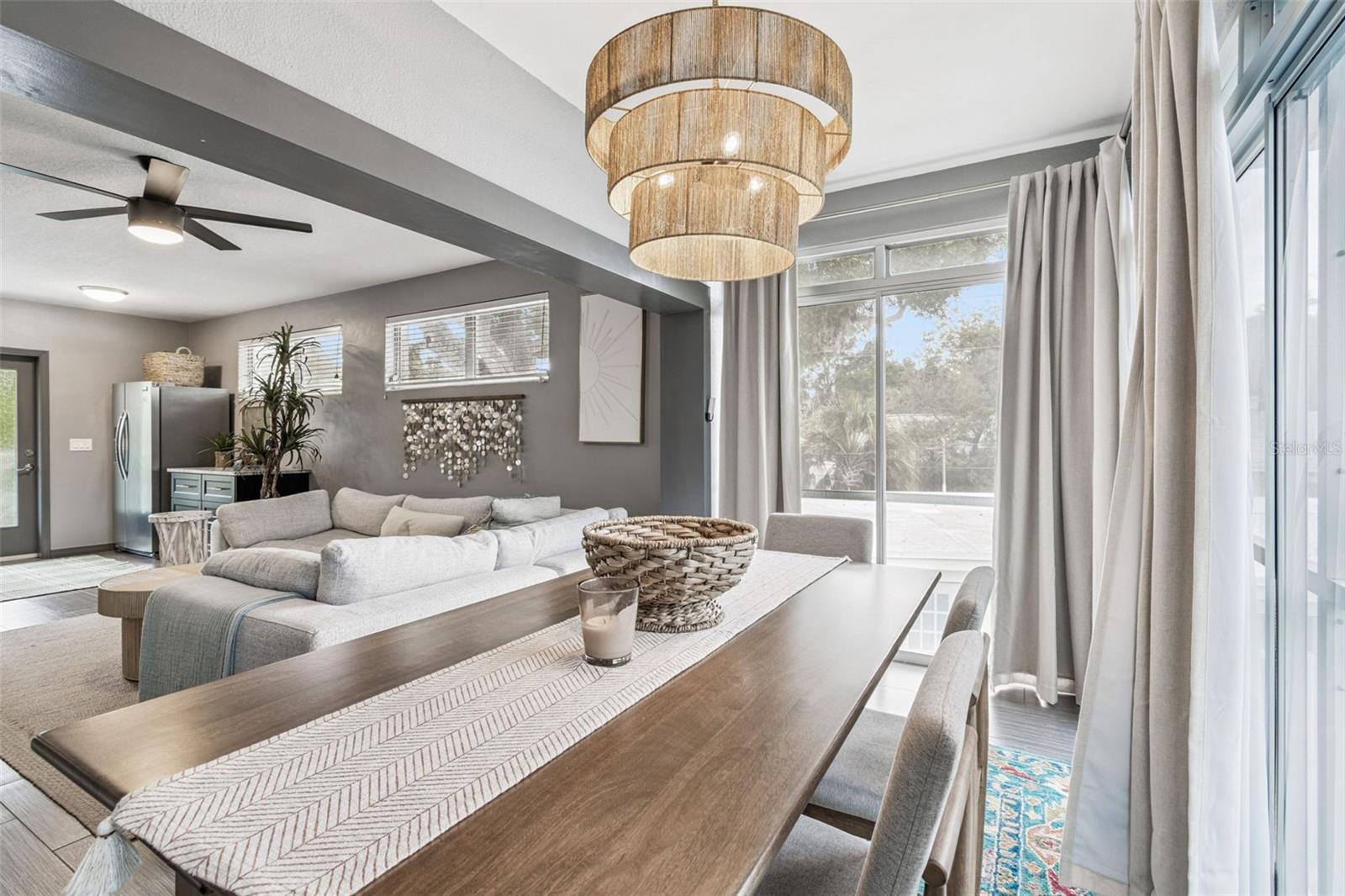 Image 19 of 48 For 346 Pennsylvania Avenue 3