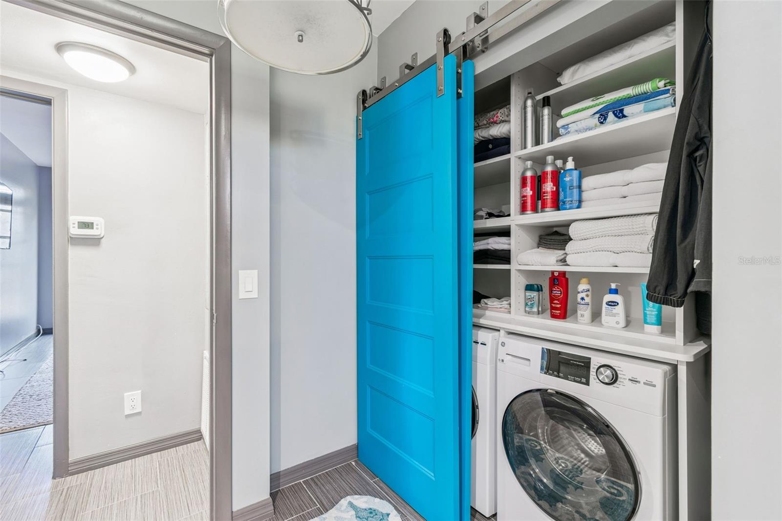 Image 26 of 48 For 346 Pennsylvania Avenue 3