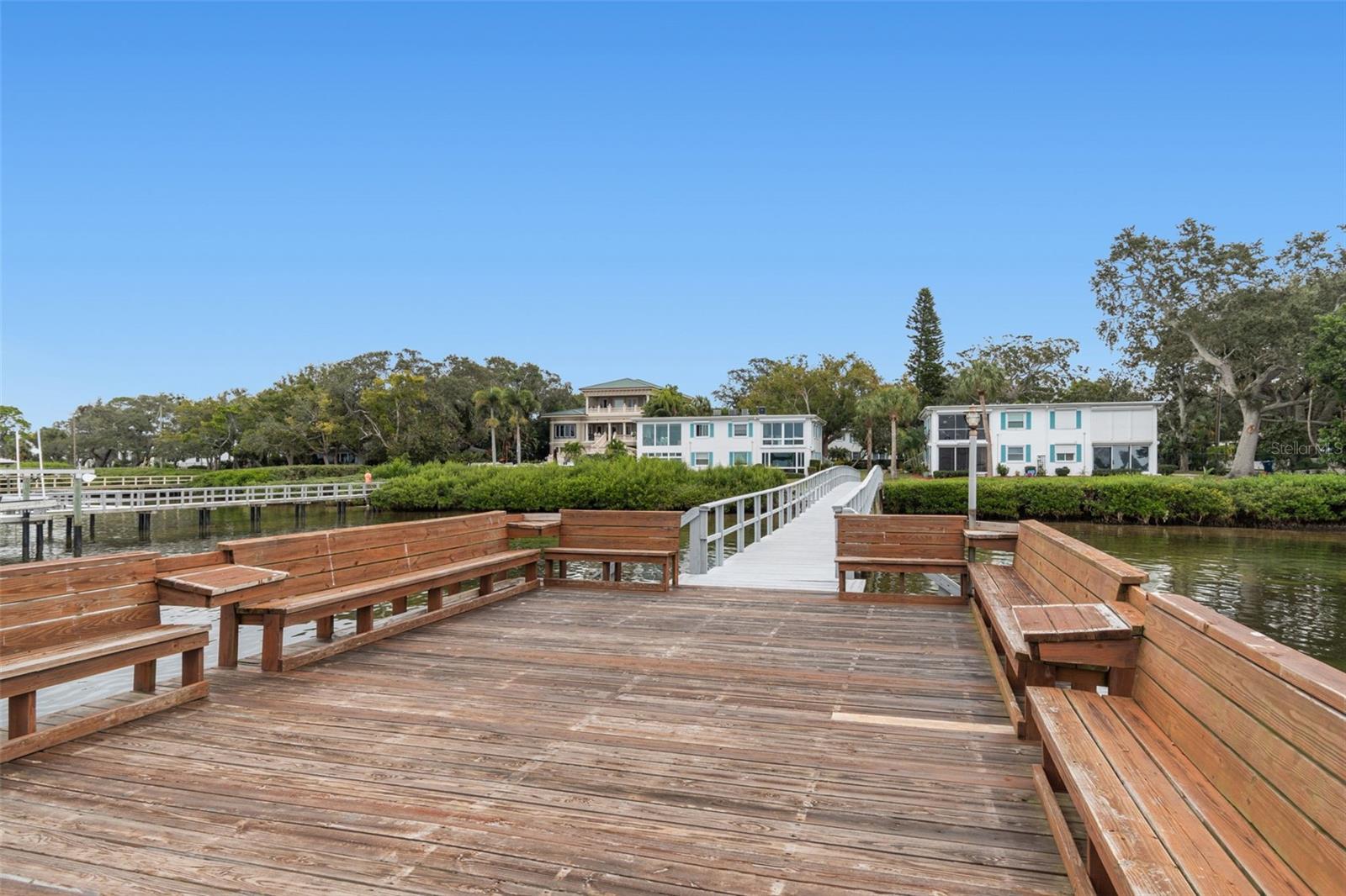 Image 34 of 48 For 346 Pennsylvania Avenue 3