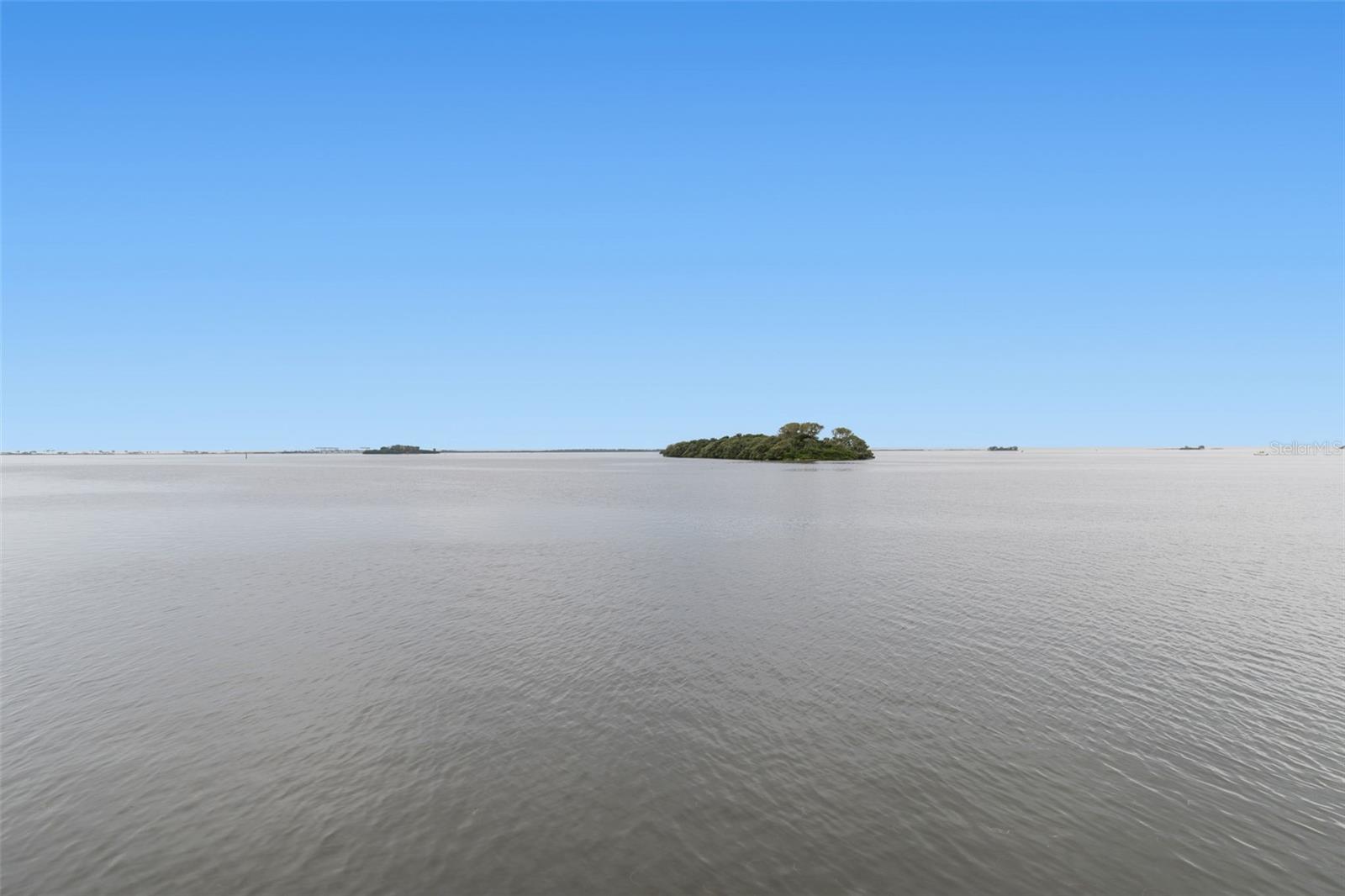 Image 40 of 48 For 346 Pennsylvania Avenue 3