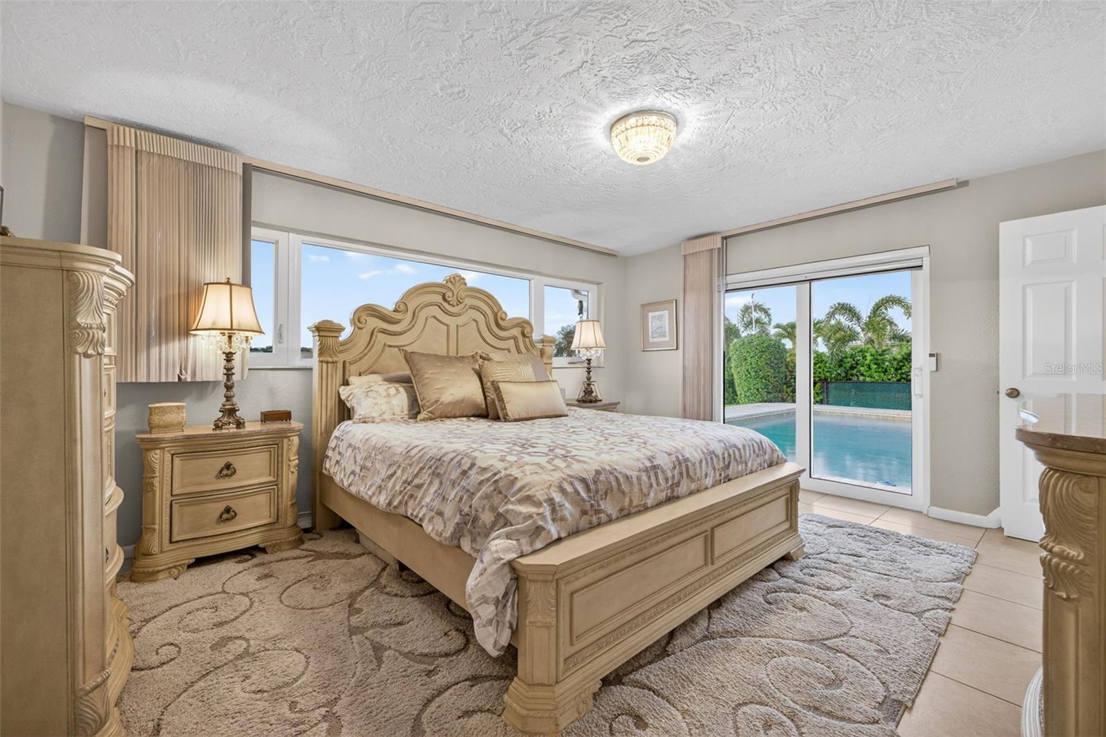 Image 21 of 58 For 4712 Overlook Drive Ne