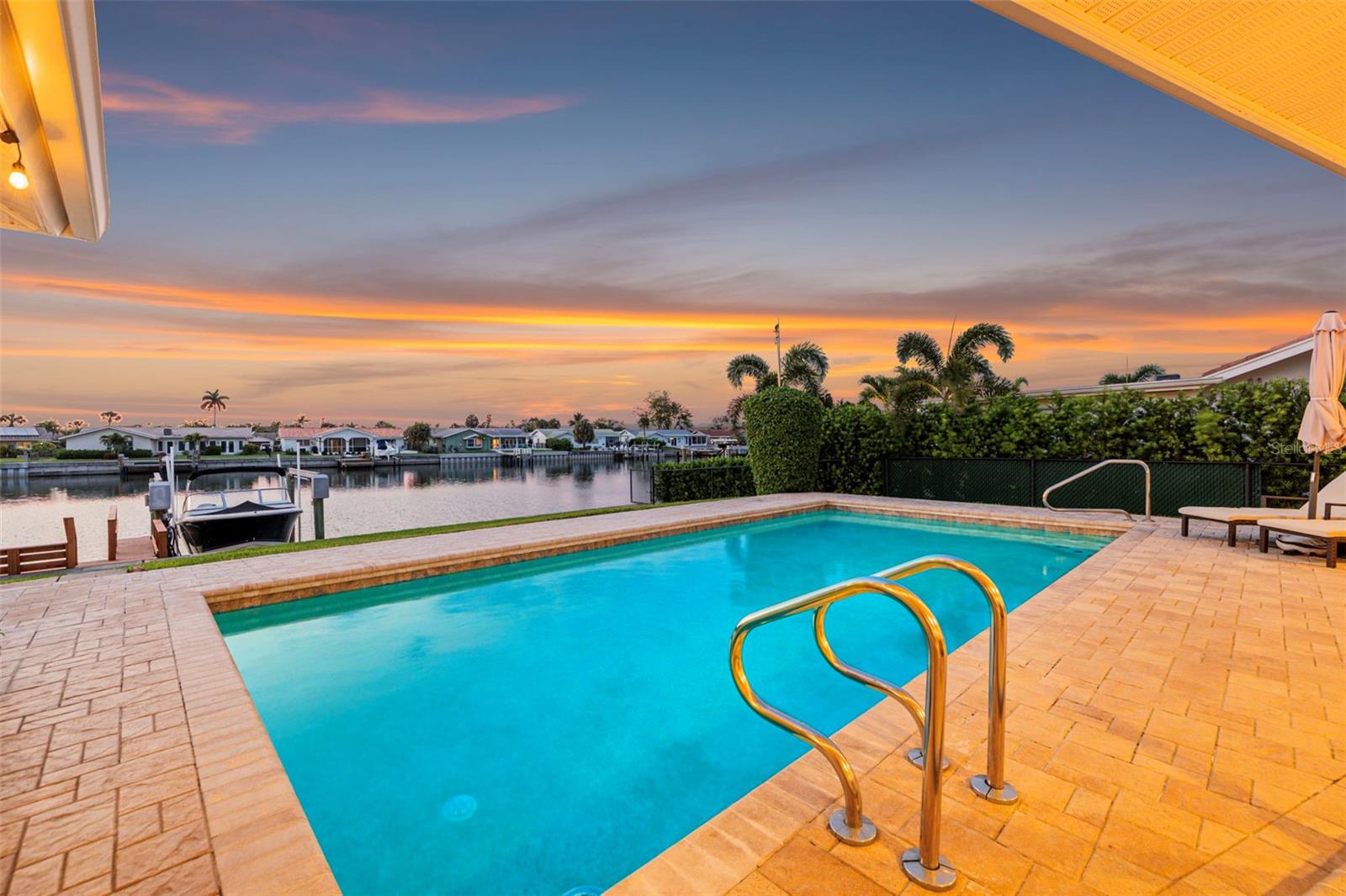 Image 37 of 58 For 4712 Overlook Drive Ne