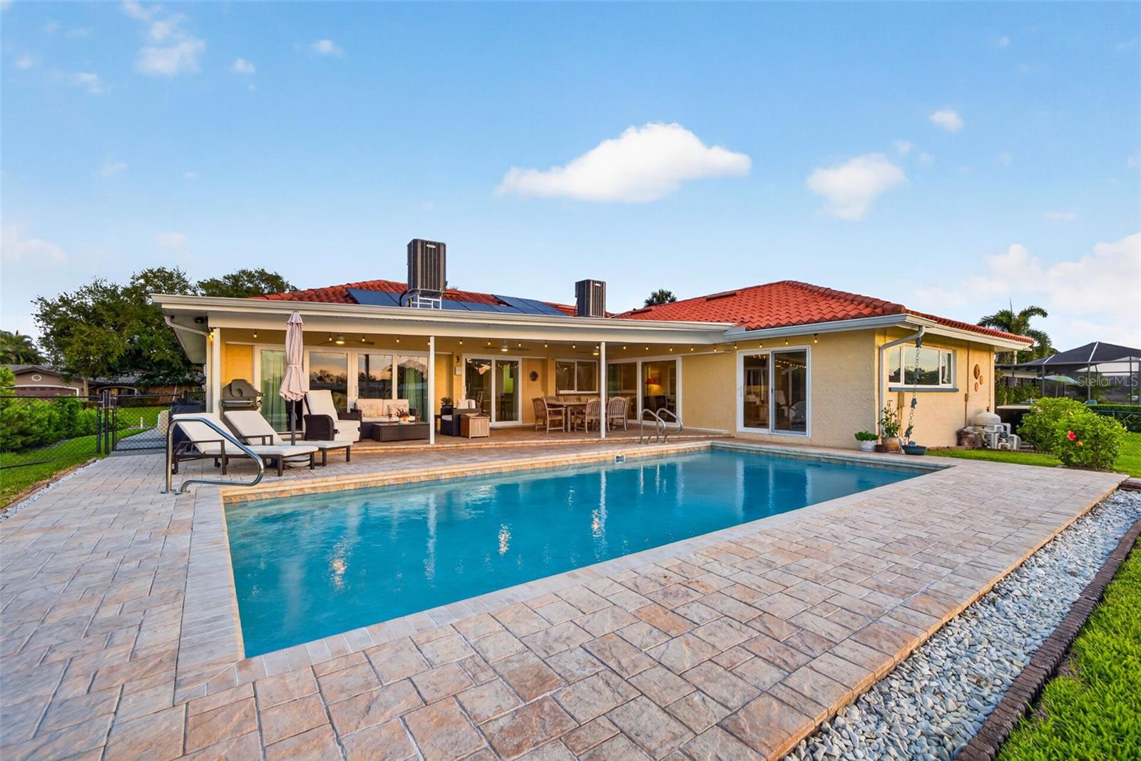 Image 43 of 58 For 4712 Overlook Drive Ne