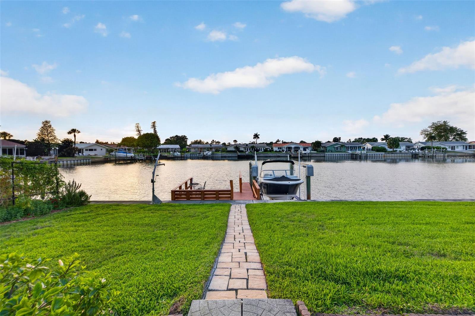 Image 46 of 58 For 4712 Overlook Drive Ne