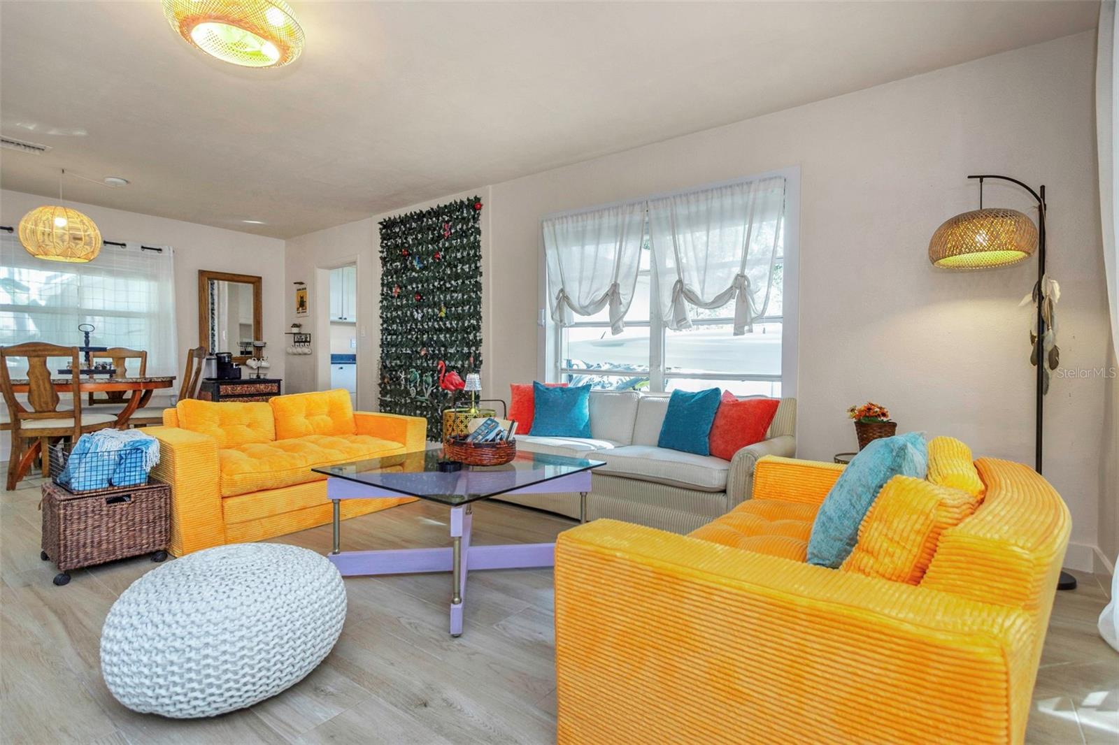 Image 12 of 57 For 1057 Calumet Street