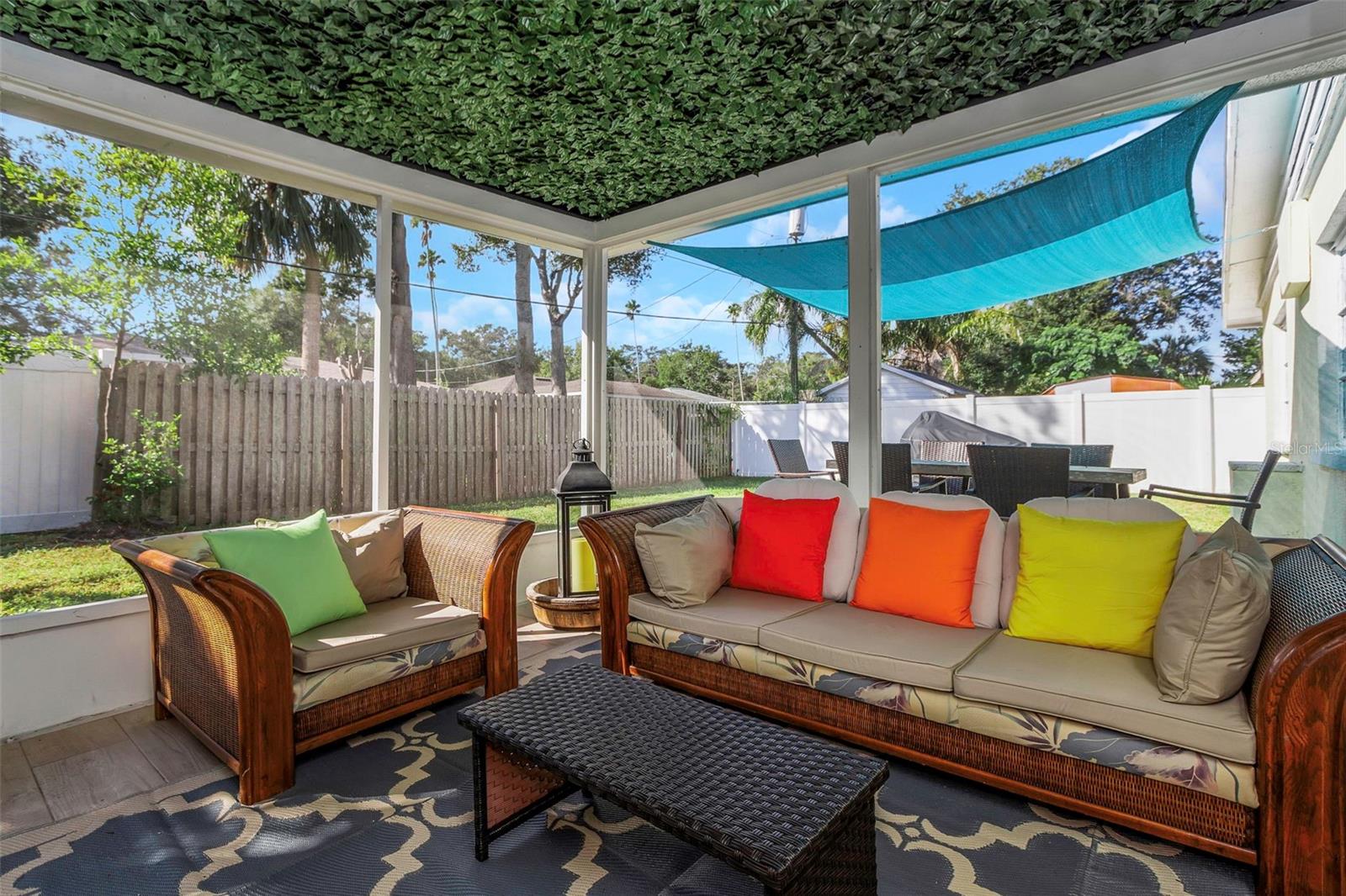 Image 16 of 57 For 1057 Calumet Street