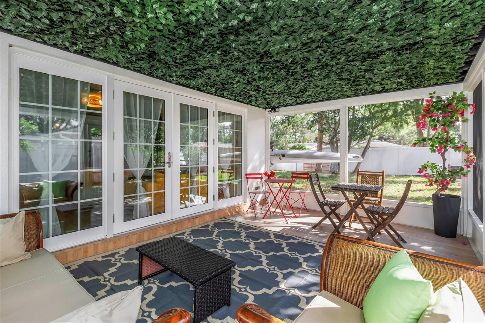 Image 17 of 57 For 1057 Calumet Street