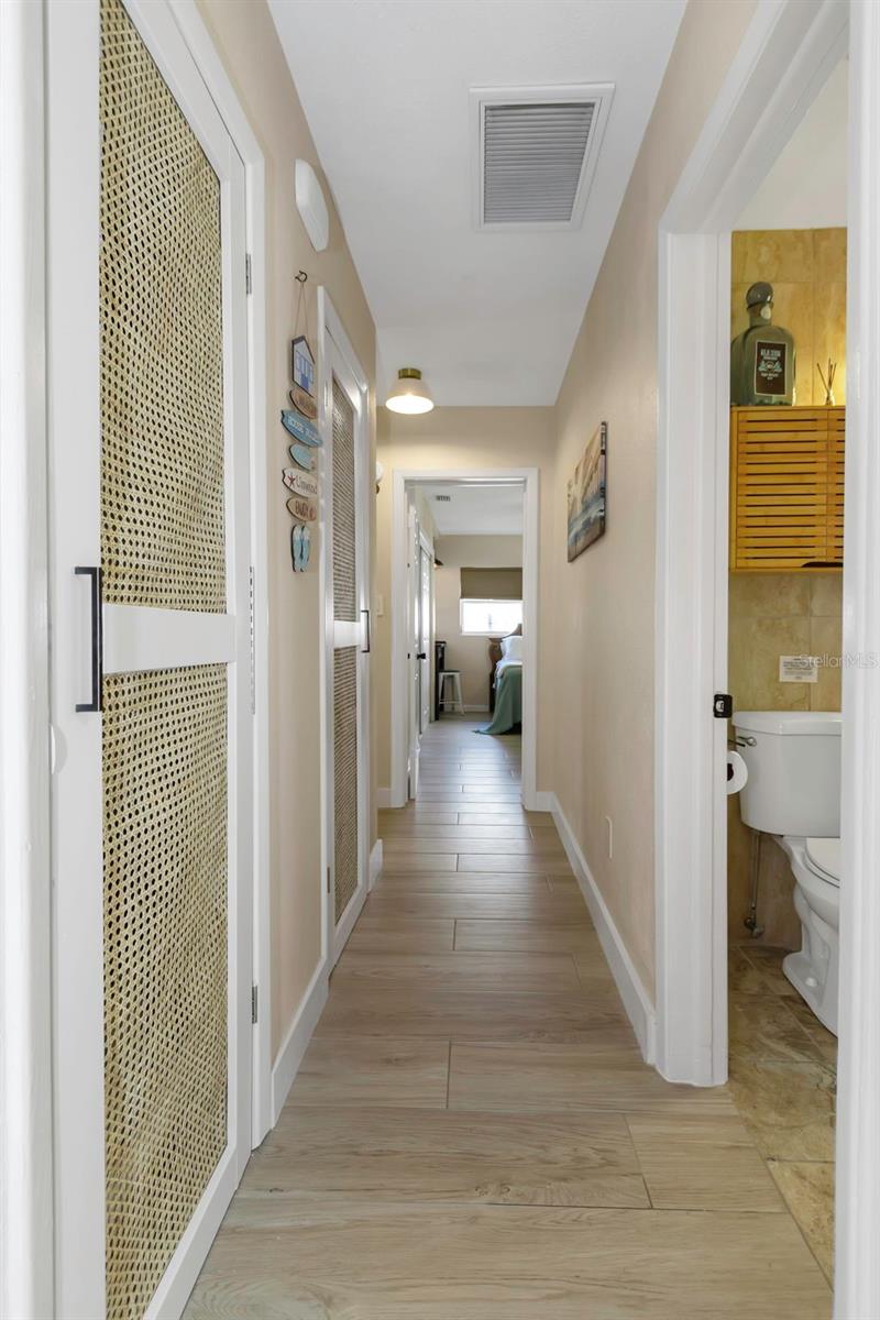 Image 28 of 57 For 1057 Calumet Street