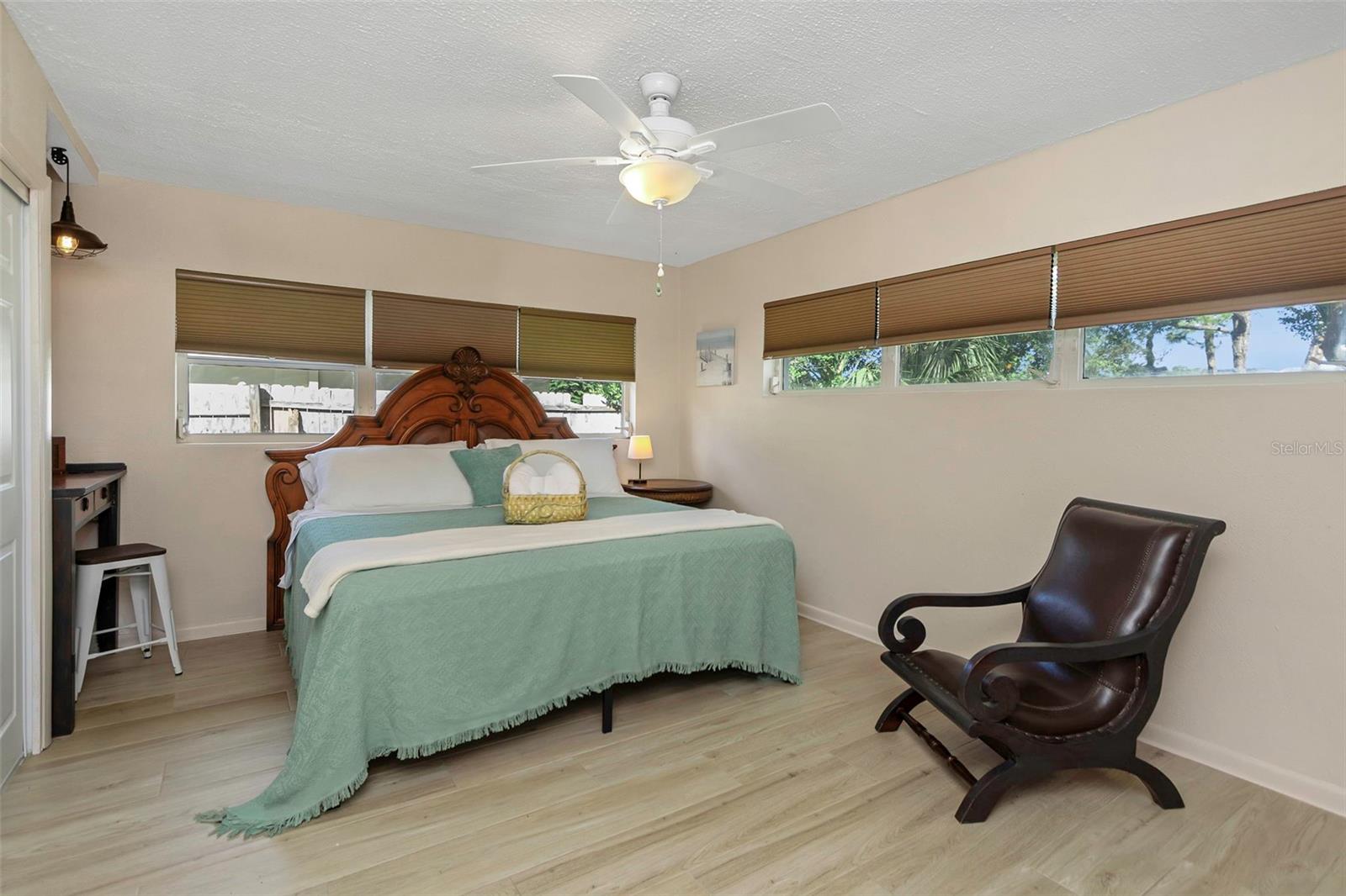 Image 30 of 57 For 1057 Calumet Street