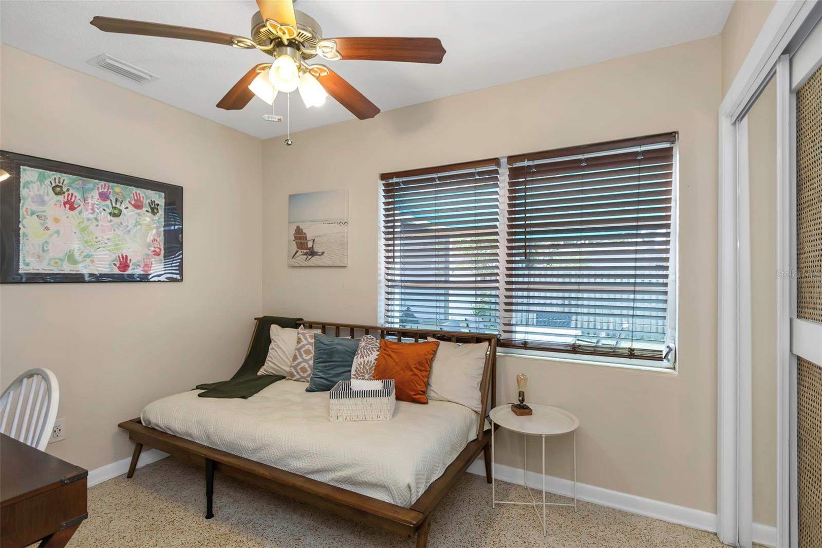 Image 45 of 57 For 1057 Calumet Street