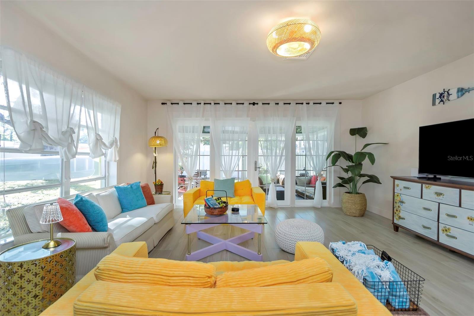 Image 7 of 57 For 1057 Calumet Street