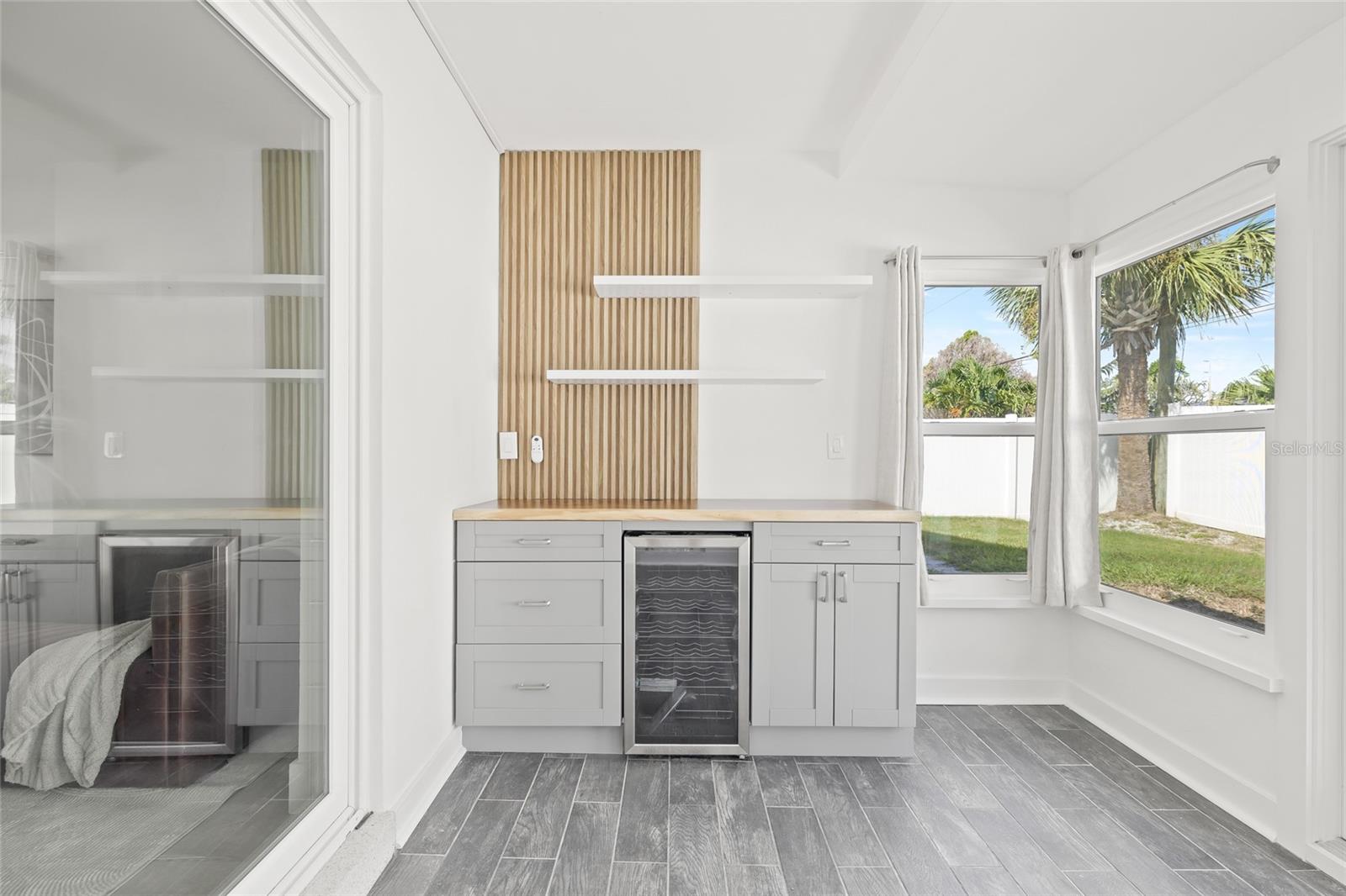 Image 29 of 41 For 10129 4th Street E