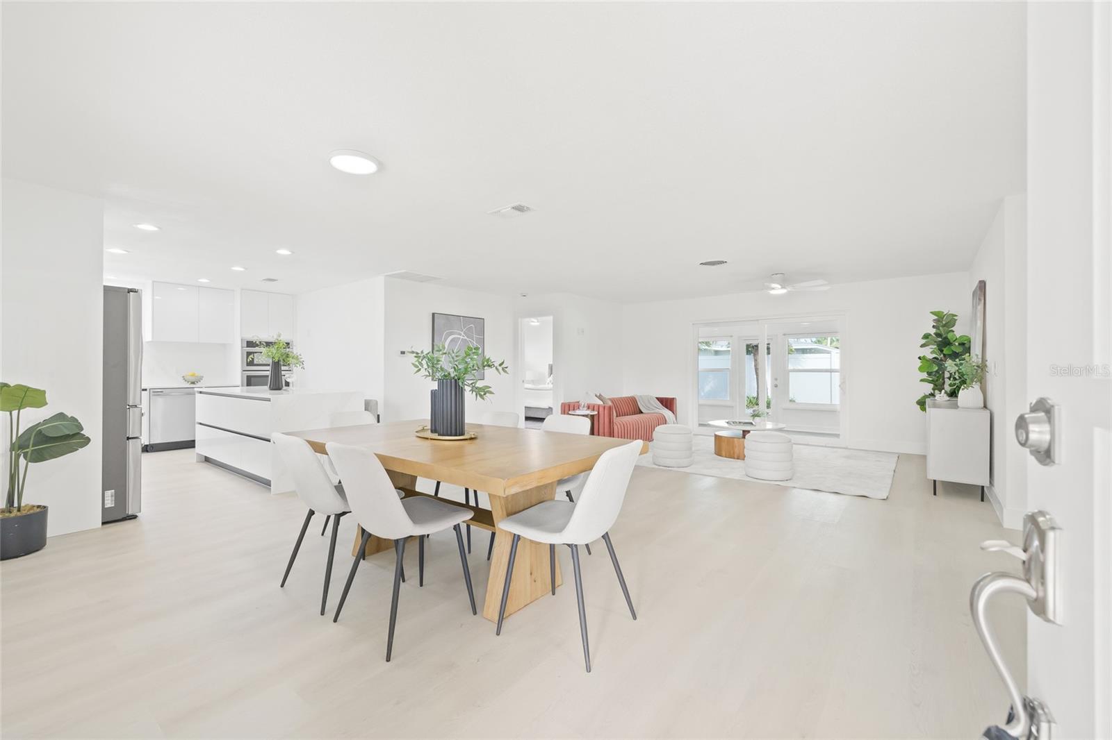 Image 8 of 41 For 10129 4th Street E