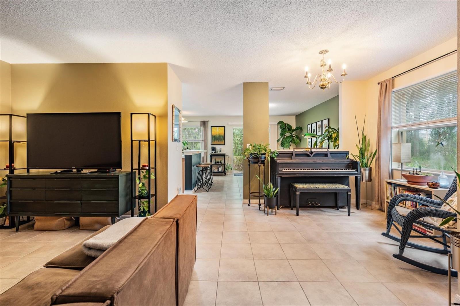 Image 13 of 31 For 4522 Winding River Way