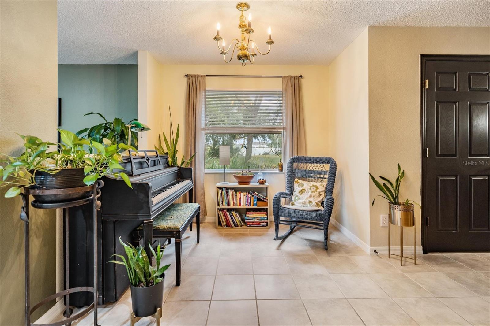 Image 9 of 31 For 4522 Winding River Way