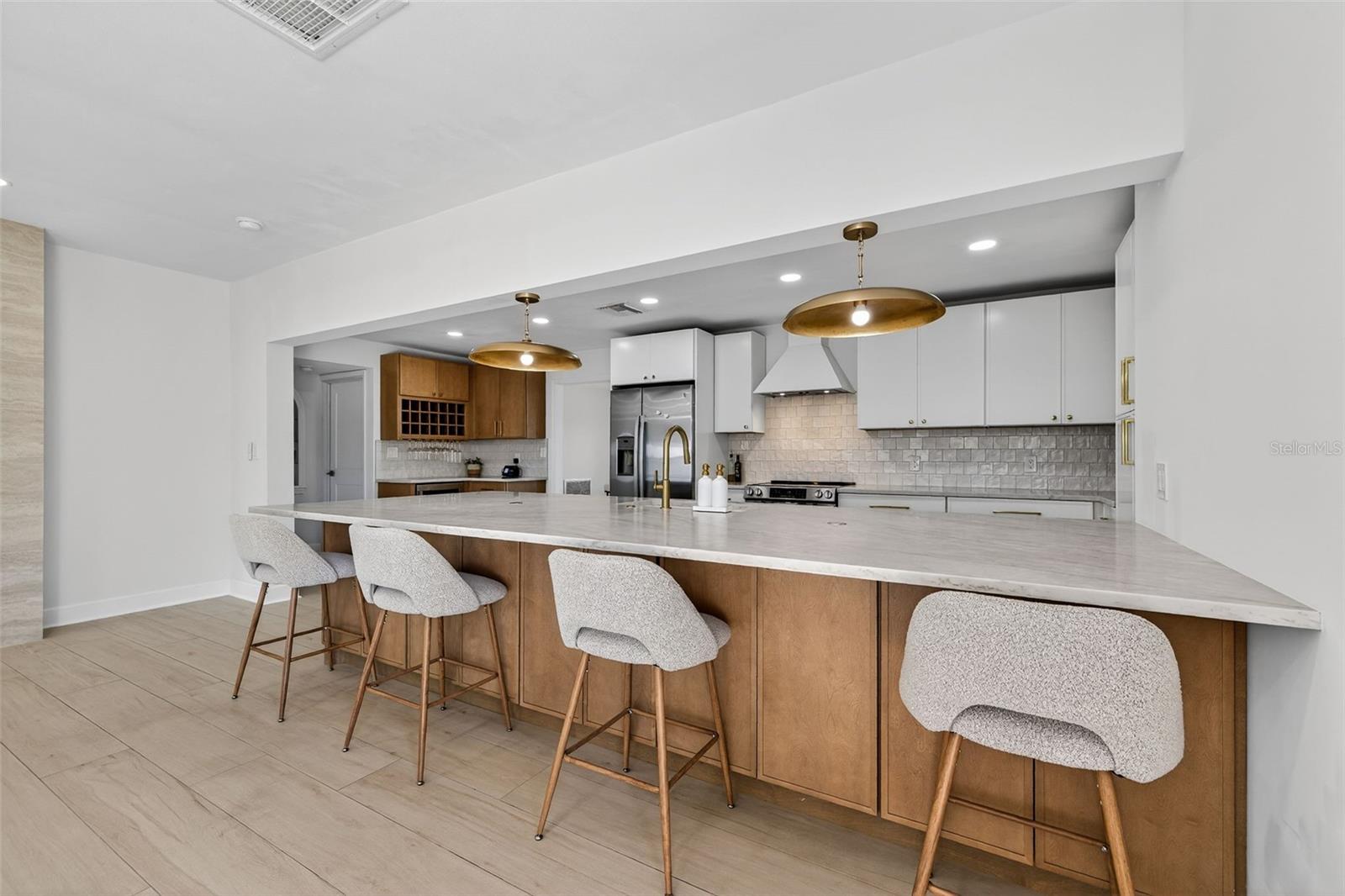 Image 11 of 48 For 4100 13th Lane Ne