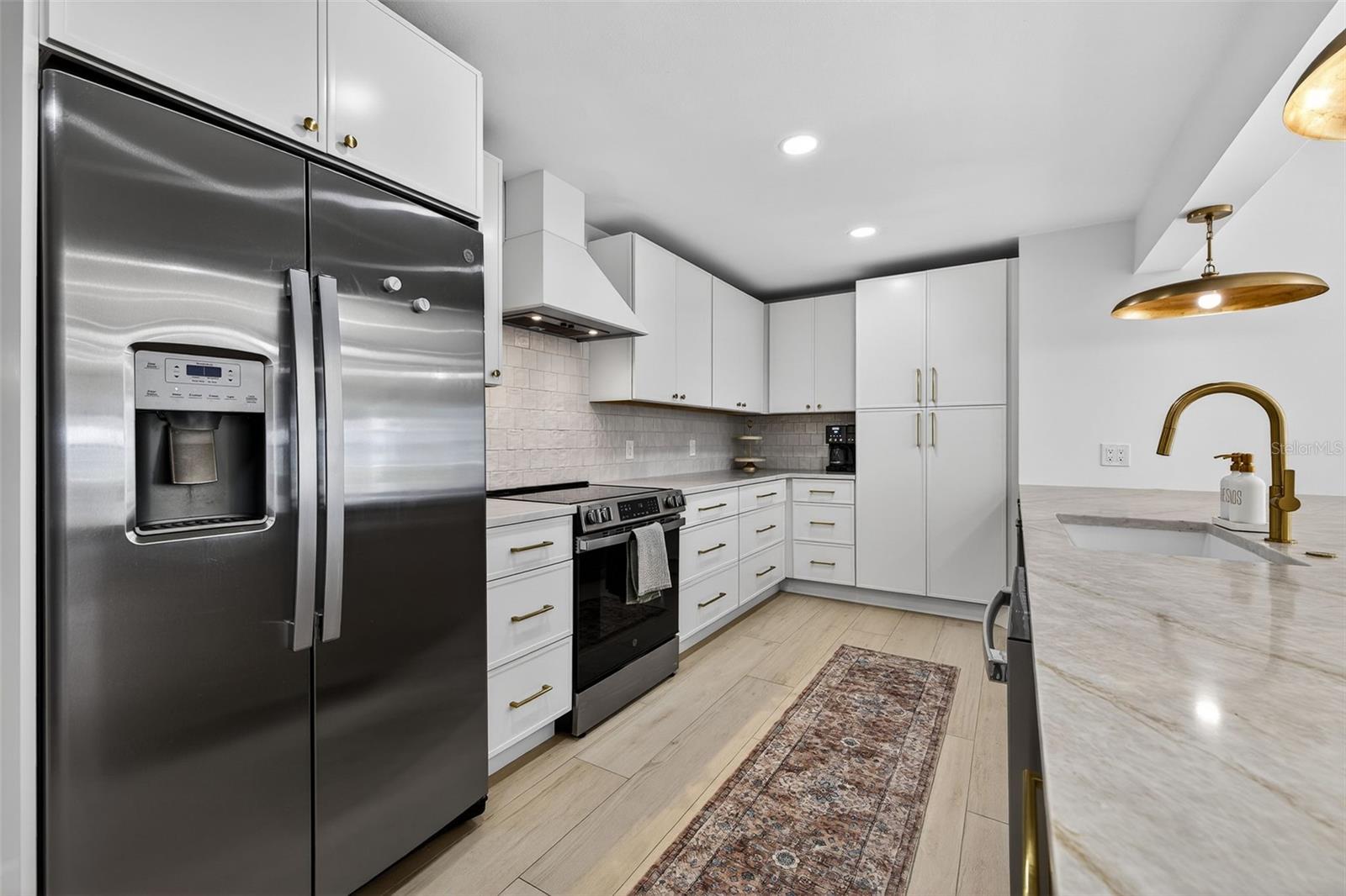 Image 14 of 48 For 4100 13th Lane Ne