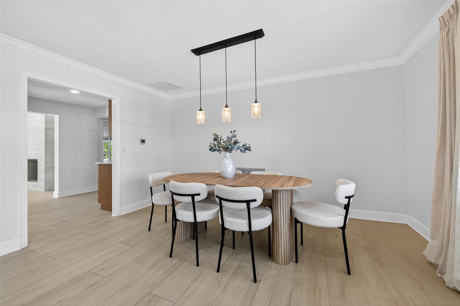 Image 5 of 48 For 4100 13th Lane Ne