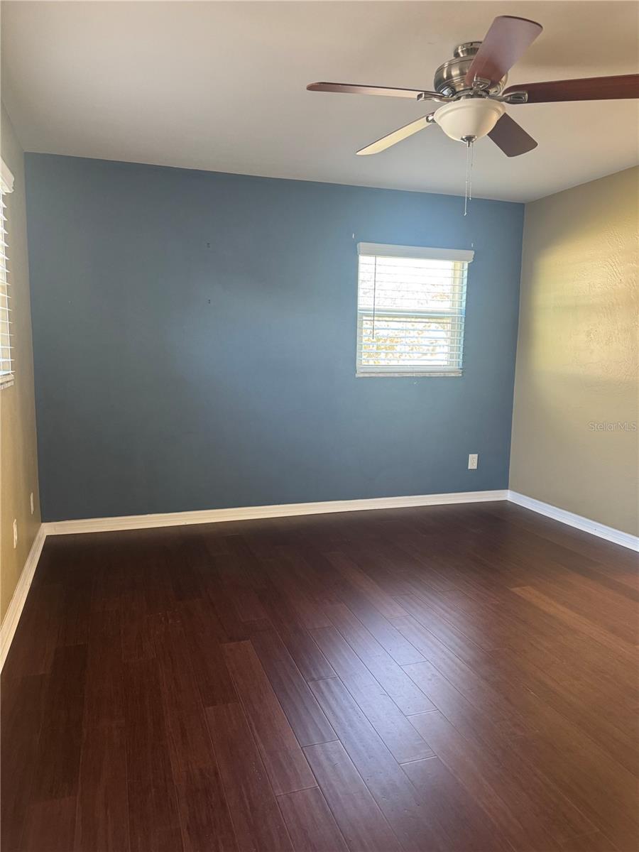 Image 18 of 51 For 1500 39th Street N