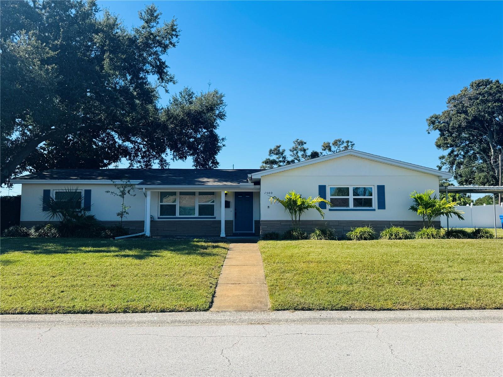 Image 24 of 51 For 1500 39th Street N