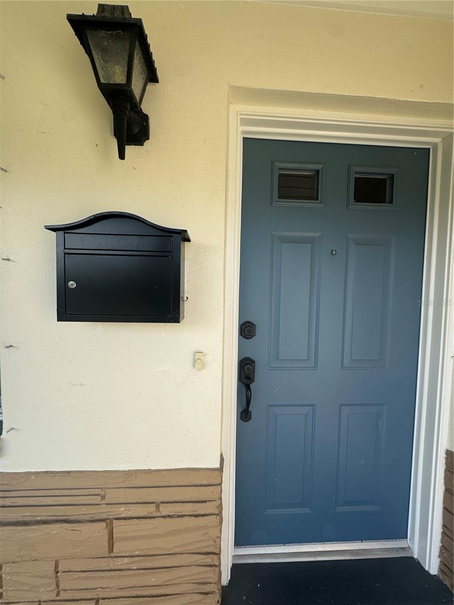 Image 3 of 51 For 1500 39th Street N