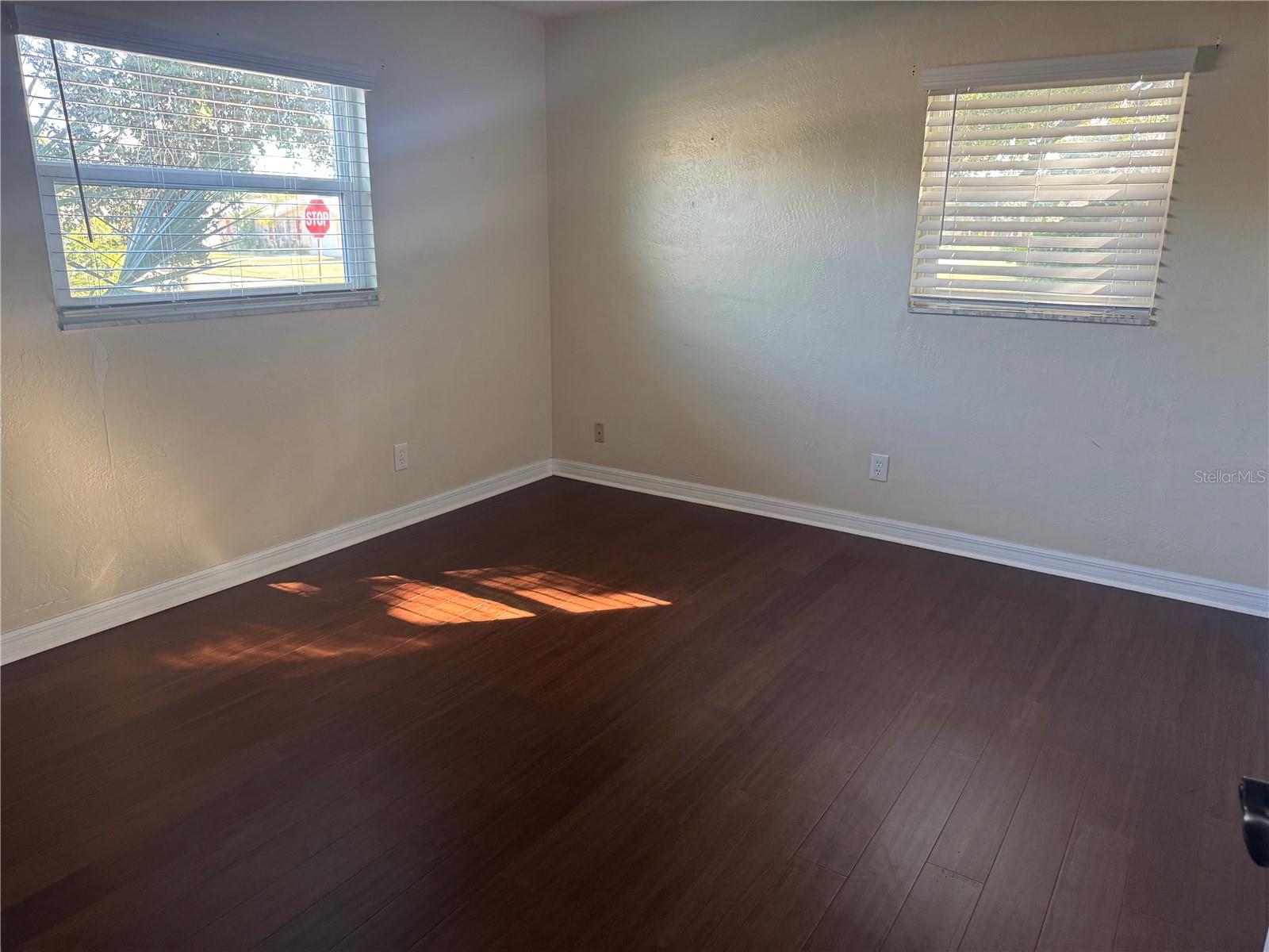 Image 30 of 51 For 1500 39th Street N