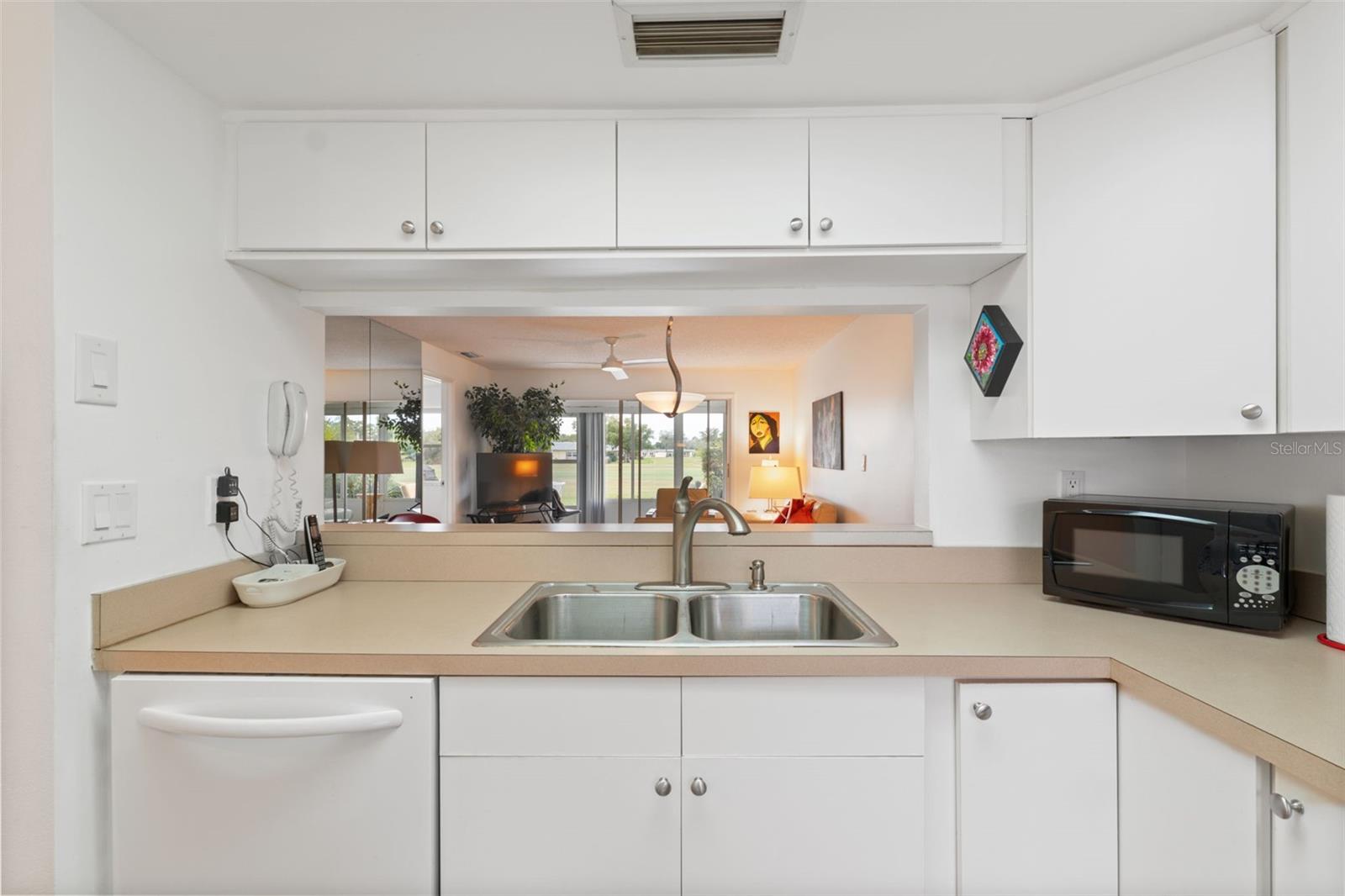 Image 12 of 47 For 3833 Teeside Drive