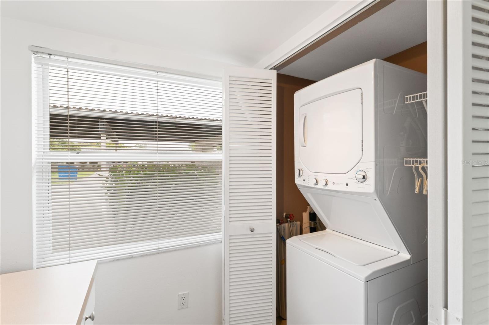 Image 14 of 47 For 3833 Teeside Drive