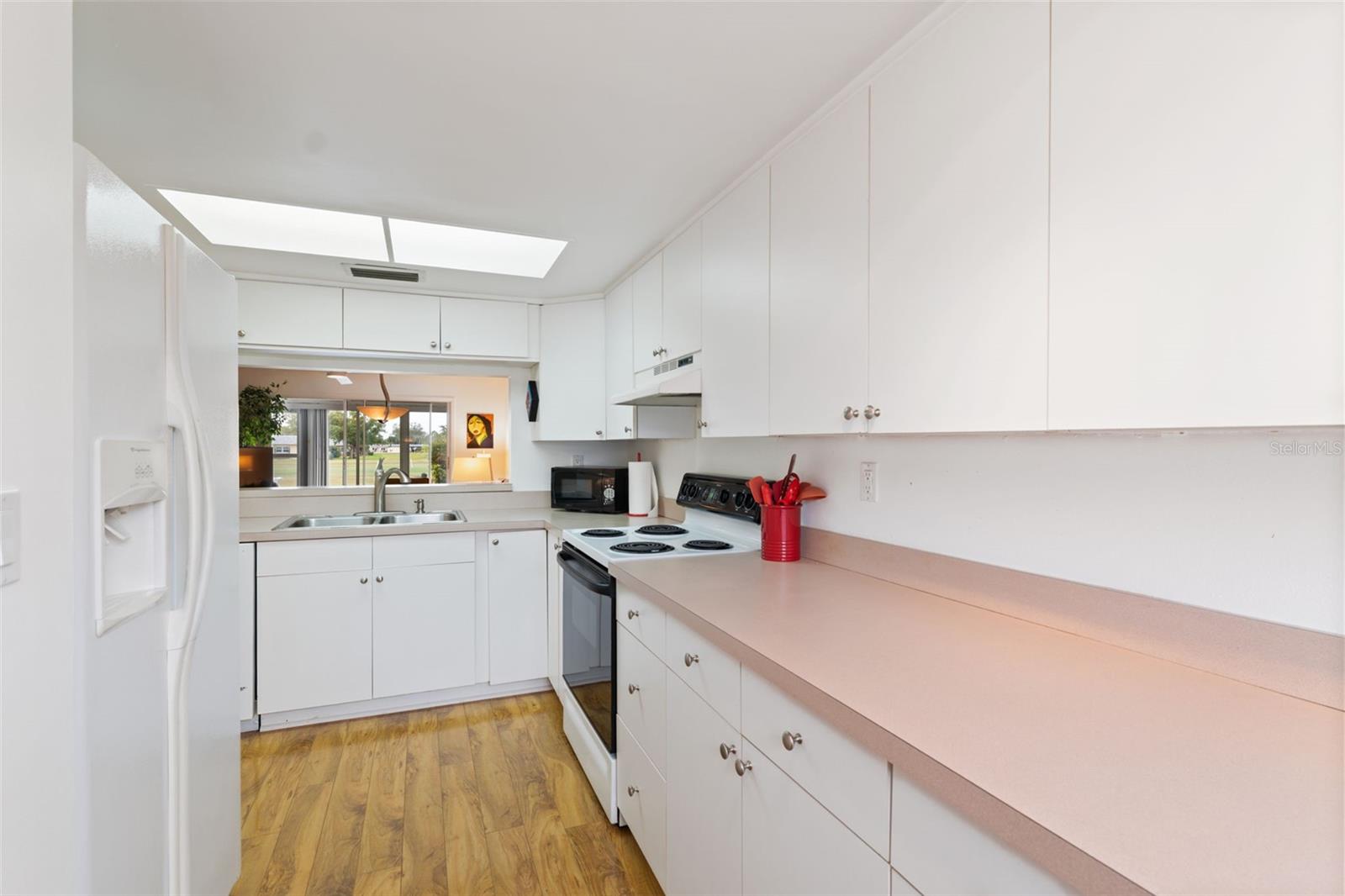 Image 15 of 47 For 3833 Teeside Drive