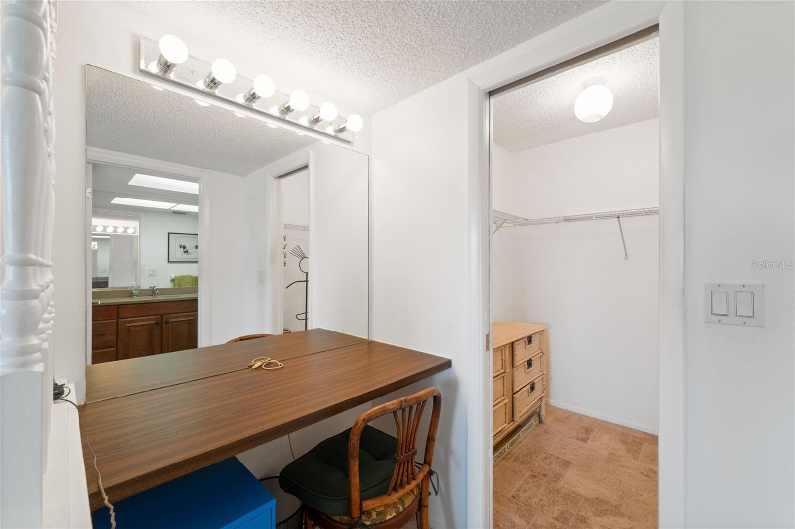 Image 24 of 47 For 3833 Teeside Drive